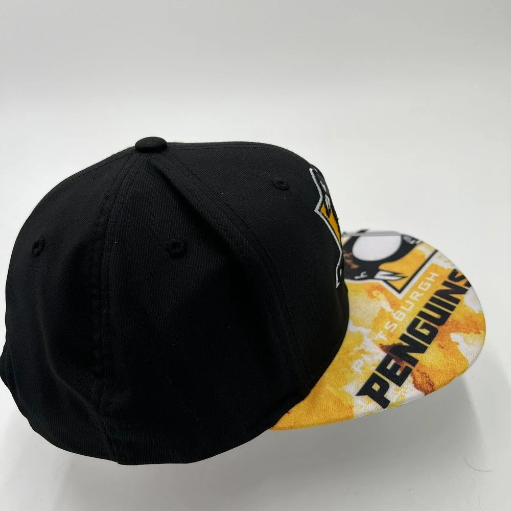 Adidas Pittsburgh Penguins NHL Snapback Hat‎ Black Yellow Graphic Brim OSFA New
